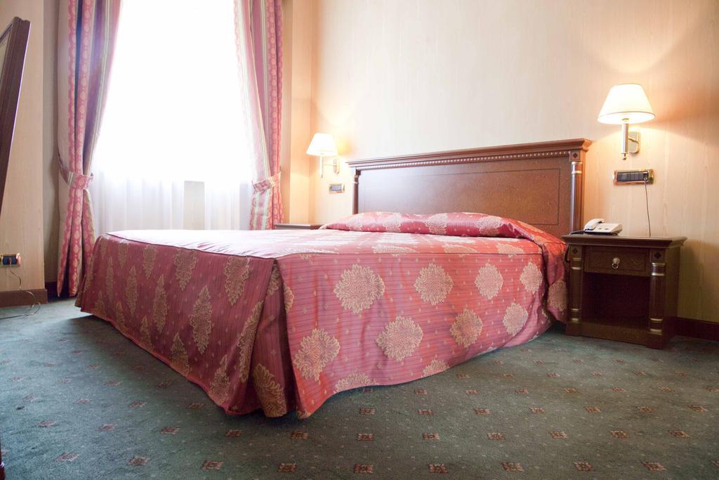 קסטרווילארי Hotel Jolly חדר תמונה