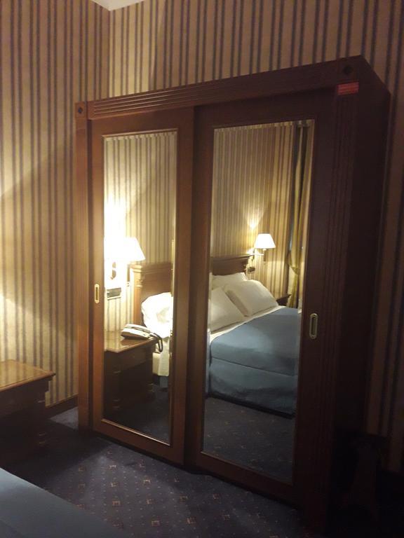 קסטרווילארי Hotel Jolly מראה חיצוני תמונה